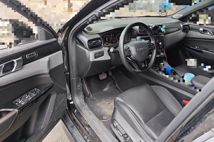 Used Lynk & Co 03 2021 2.0TD Automatic JingPro Driver Seat