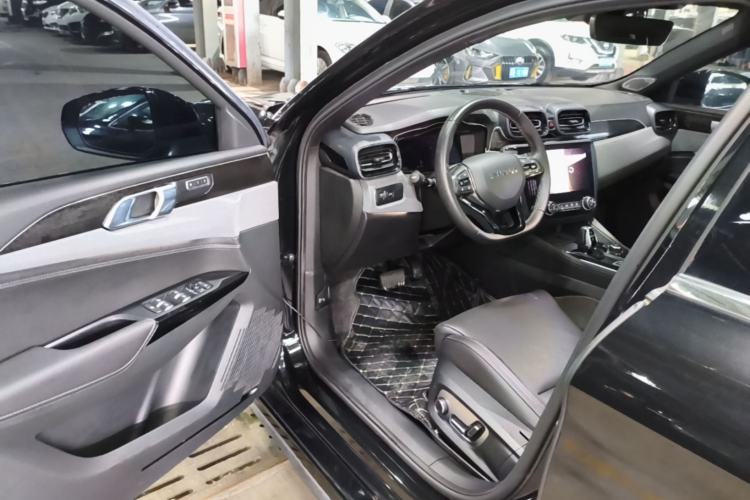 Used Lynk & Co 03 2021 2.0TD Automatic Trendy Champion Edition Driver Seat