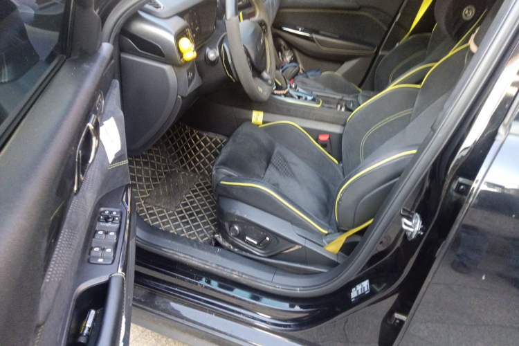 Used Lynk & Co 03 2021 03+ 2.0TD Automatic Wind-Chasing Edition Driver Seat