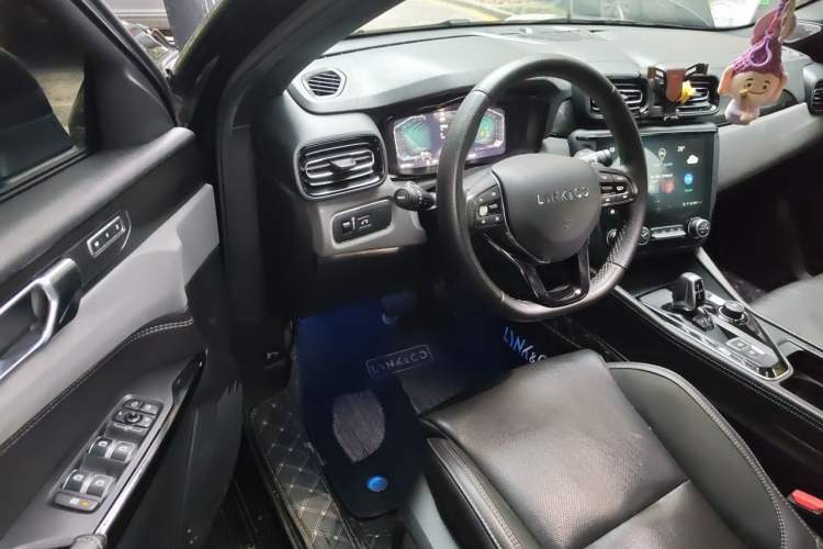 Used Lynk & Co 03 2021 1.5TD DCT Jing Champion Edition Driver Seat