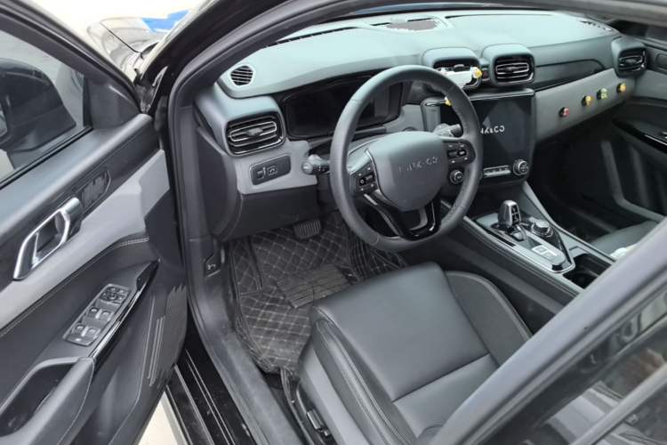 Used Lynk & Co 03 2021 1.5TD DCT JingPlus Driver Seat