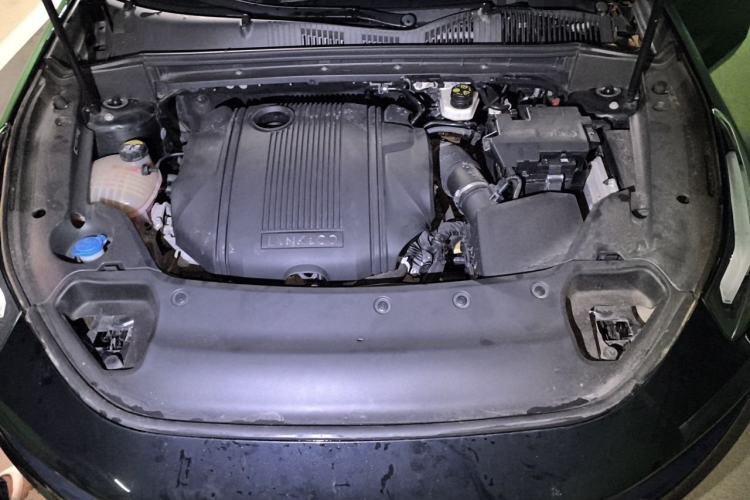 Used Lynk & Co 03 2021 1.5TD DCT JingPlus Engine Bay