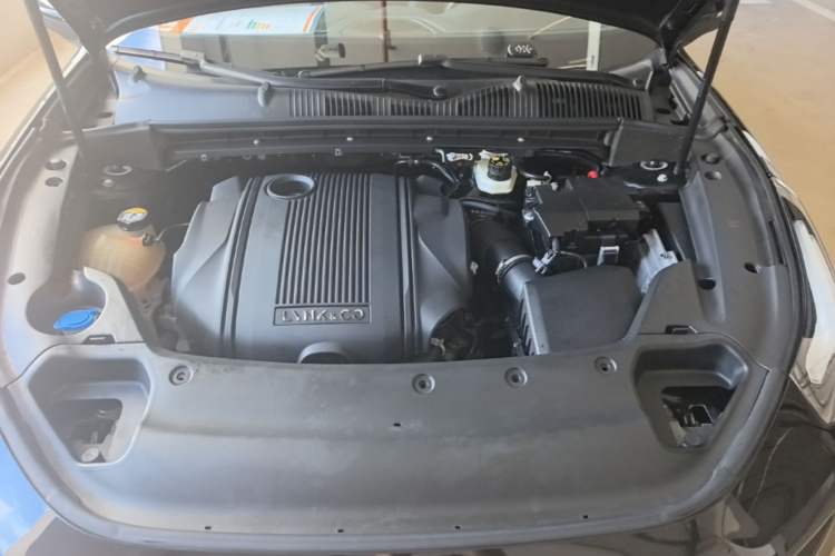 Used Lynk & Co 03 2021 1.5TD DCT Jing Champion Edition Engine Bay