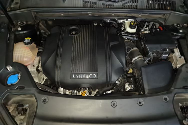 Used Lynk & Co 03 2021 1.5TD DCT Jing Champion Edition Engine Bay