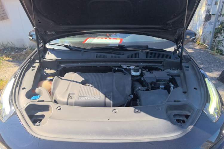 Used Lynk & Co 03 2021 2.0TD Automatic Trendy Champion Edition Engine Bay