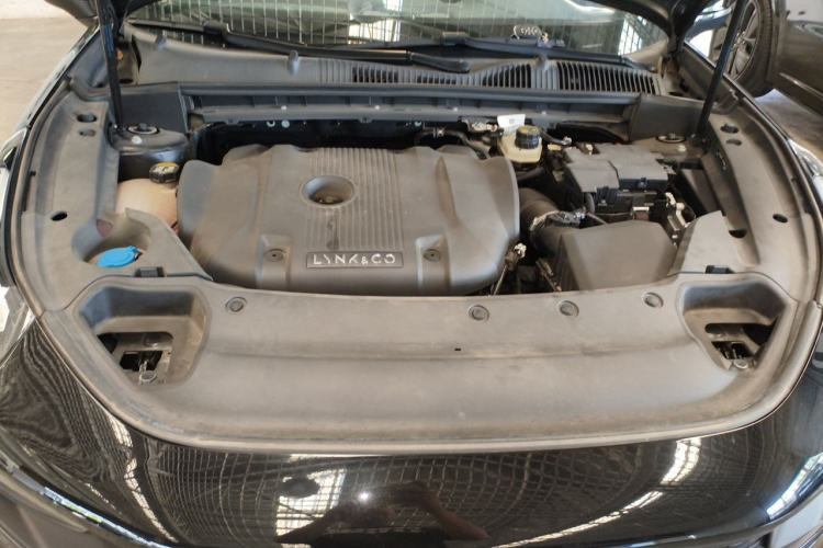 Used Lynk & Co 03 2021 2.0TD Automatic Jing Plus Engine Bay