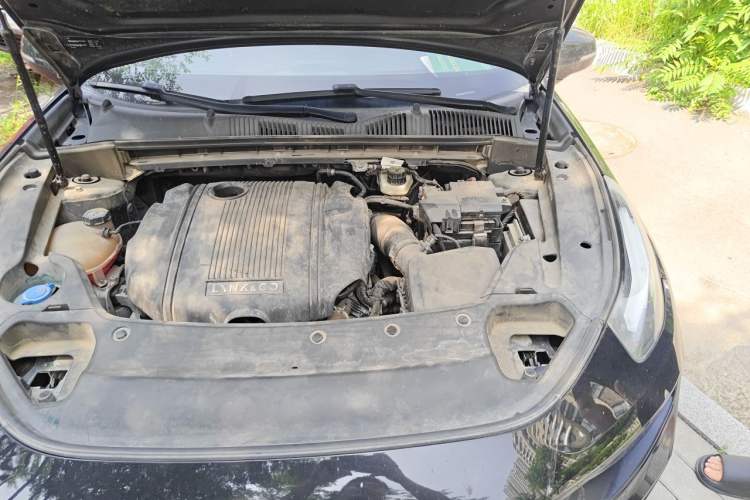 Used Lynk & Co 03 2021 1.5TD DCT Jing Champion Edition Engine Bay Left