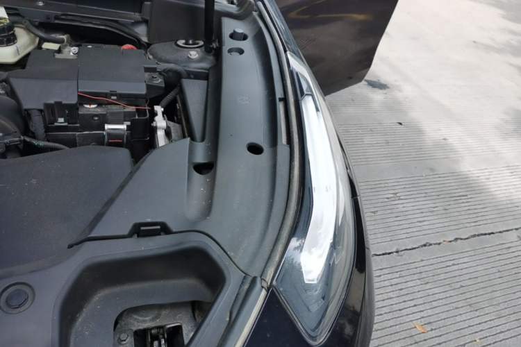 Used Lynk & Co 03 2021 2.0TD Automatic Jing Plus Engine Bay Left