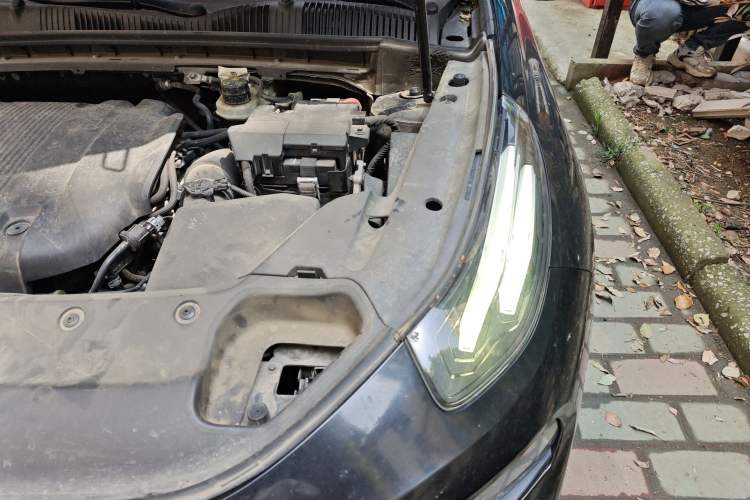 Used Lynk & Co 03 2021 2.0TD Automatic Jing Plus Engine Bay Left