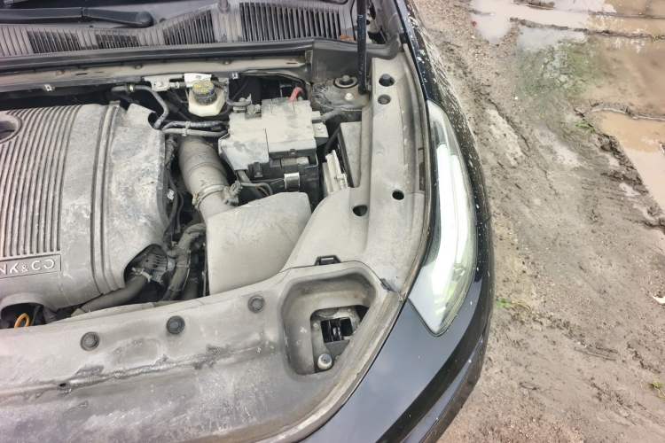 Used Lynk & Co 03 2021 1.5TD DCT JingPlus Engine Bay Left