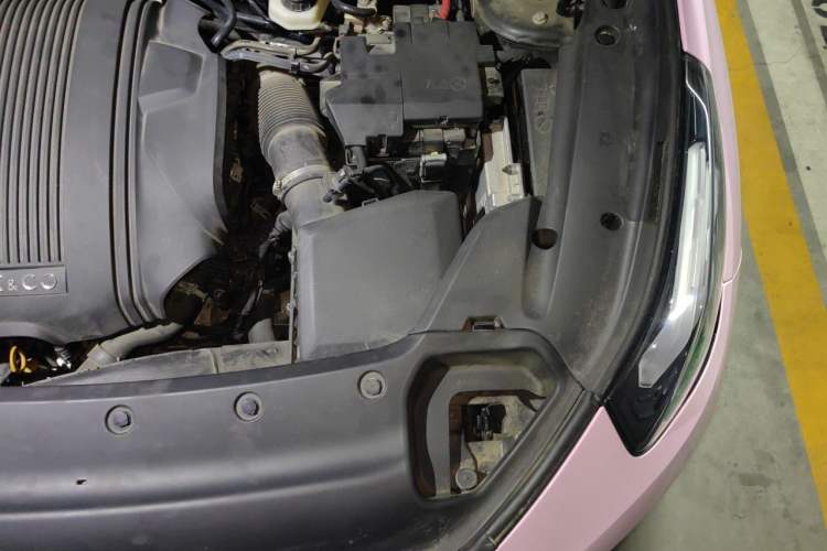 Used Lynk & Co 03 2021 1.5TD DCT JingPlus Engine Bay Left