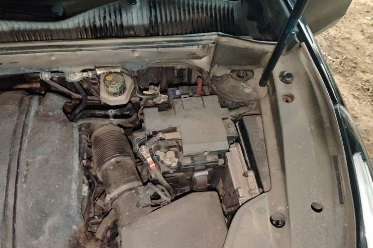 Used Lynk & Co 03 2021 1.5TD DCT Jing Champion Edition Engine Bay Left
