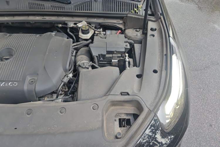 Used Lynk & Co 03 2021 2.0TD Automatic Jing Plus Engine Bay Left
