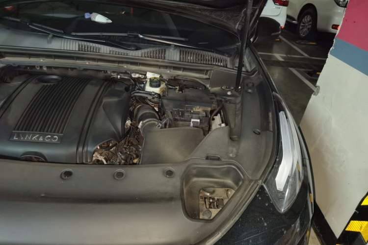 Used Lynk & Co 03 2021 1.5TD DCT Jing Champion Edition Engine Bay Left