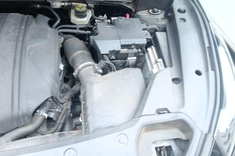 Used Lynk & Co 03 2021 1.5TD DCT Jing Champion Edition Engine Bay Left
