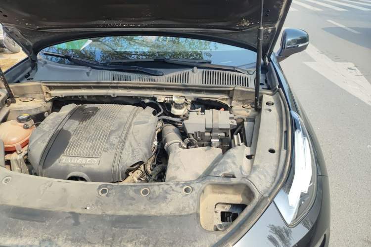 Used Lynk & Co 03 2021 1.5TD DCT Jing Champion Edition Engine Bay Left