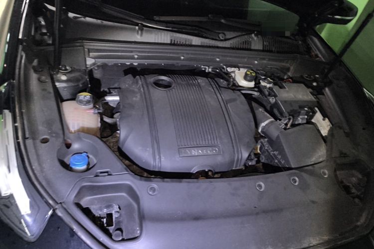 Used Lynk & Co 03 2021 1.5TD DCT JingPlus Engine Bay Right