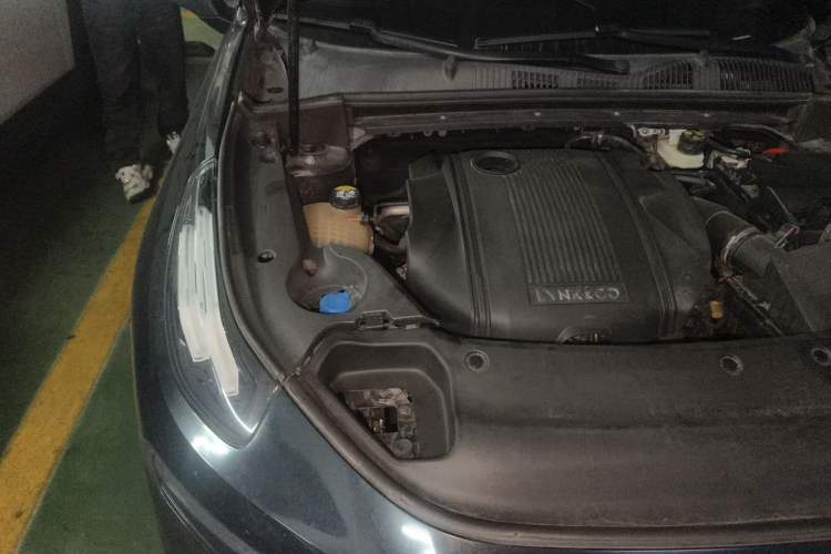 Used Lynk & Co 03 2021 1.5TD DCT Jing Champion Edition Engine Bay Right
