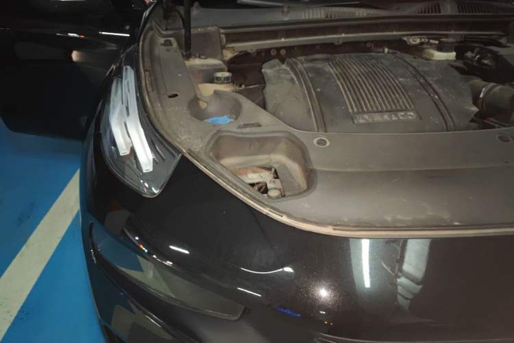 Used Lynk & Co 03 2021 1.5TD DCT Jing Champion Edition Engine Bay Right