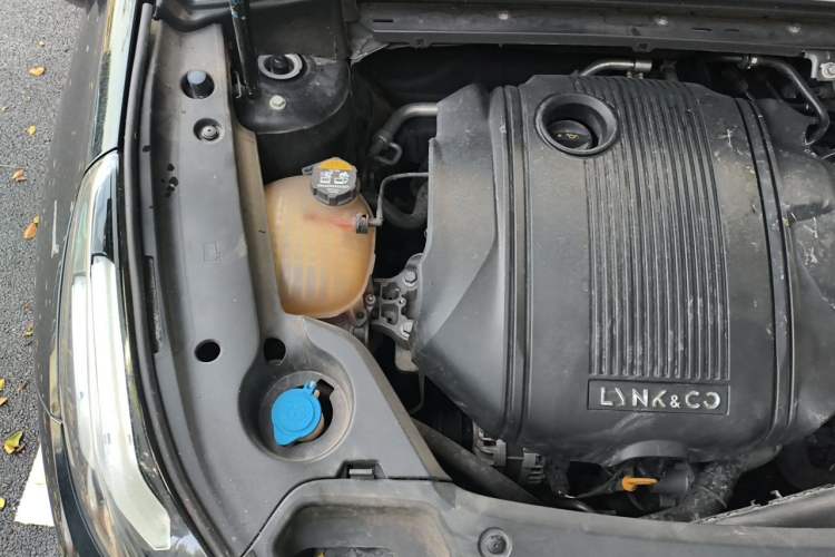 Used Lynk & Co 03 2021 1.5TD DCT JingPlus Engine Bay Right