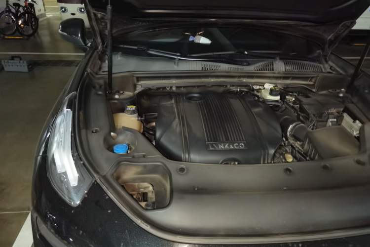 Used Lynk & Co 03 2021 1.5TD DCT Jing Champion Edition Engine Bay Right
