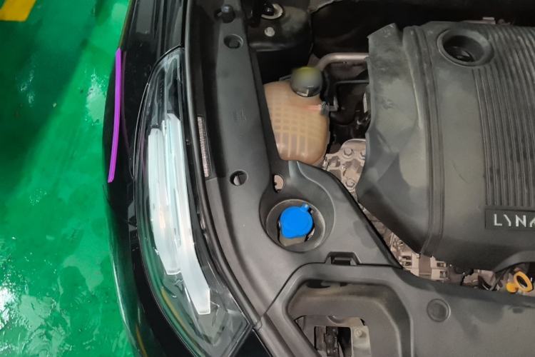 Used Lynk & Co 03 2021 1.5TD DCT JingPlus Engine Bay Right