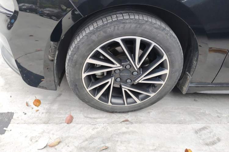 Used Lynk & Co 03 2021 1.5TD DCT JingPlus Exterior 4