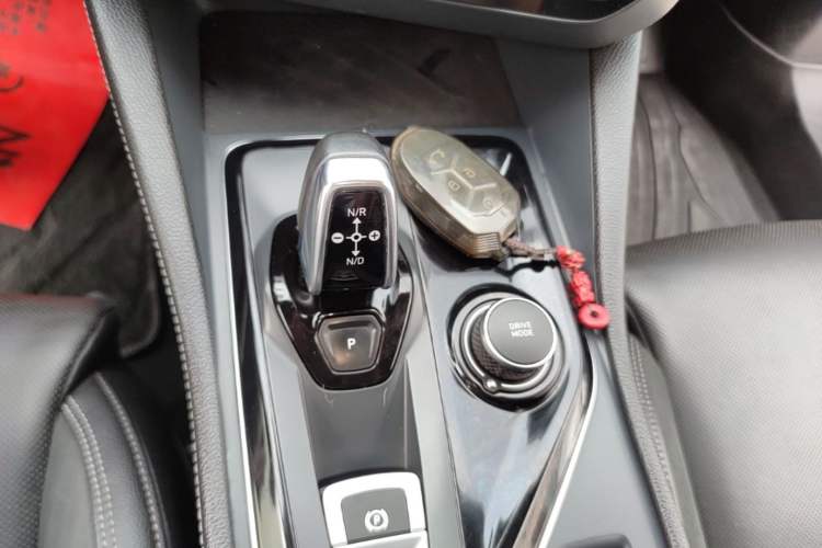 Used Lynk & Co 03 2021 1.5TD DCT Jing Champion Edition Gear Lever