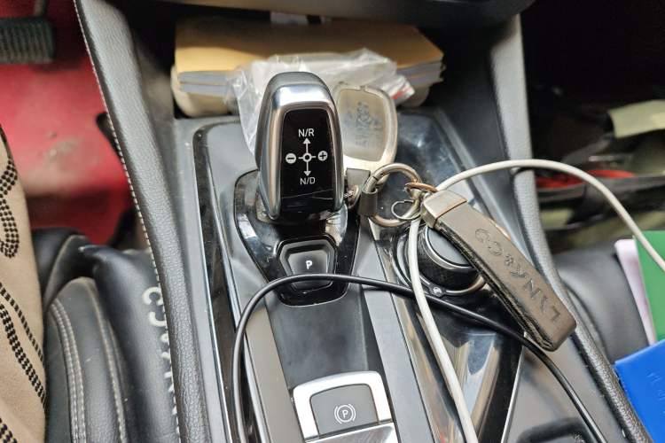 Used Lynk & Co 03 2021 2.0TD Automatic Jing Plus Gear Lever