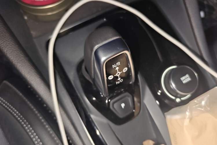 Used Lynk & Co 03 2021 2.0TD Automatic Trendy Champion Edition Gear Lever