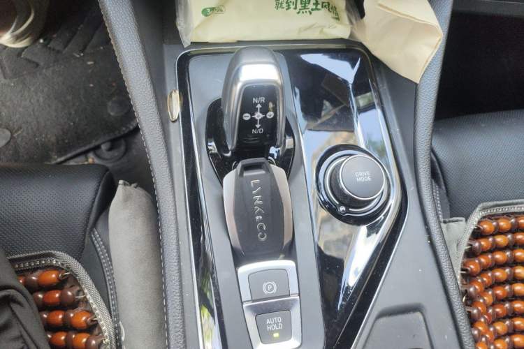 Used Lynk & Co 03 2021 1.5TD DCT Jing Champion Edition Gear Lever