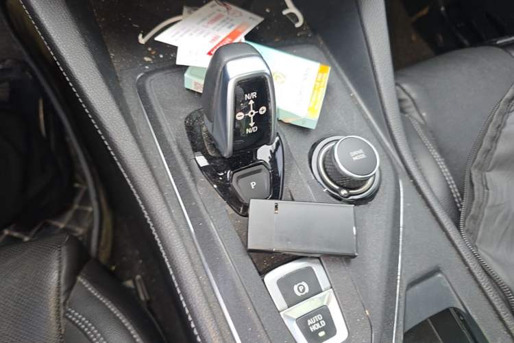 Used Lynk & Co 03 2021 2.0TD Automatic JingPro Gear Lever