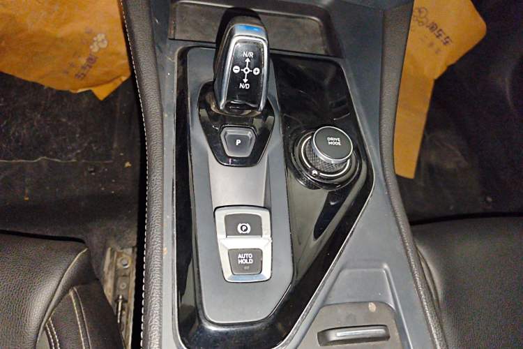 Used Lynk & Co 03 2021 1.5TD DCT JingPlus Gear Lever