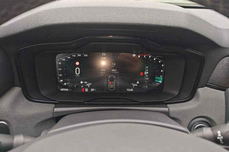 Used Lynk & Co 03 2021 2.0TD Automatic Trendy Champion Edition Instrument Cluster