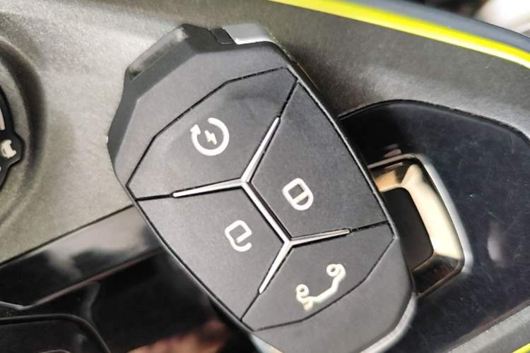 Used Lynk & Co 03 2021 03+ 2.0TD Automatic Wind-Chasing Edition Interior 1