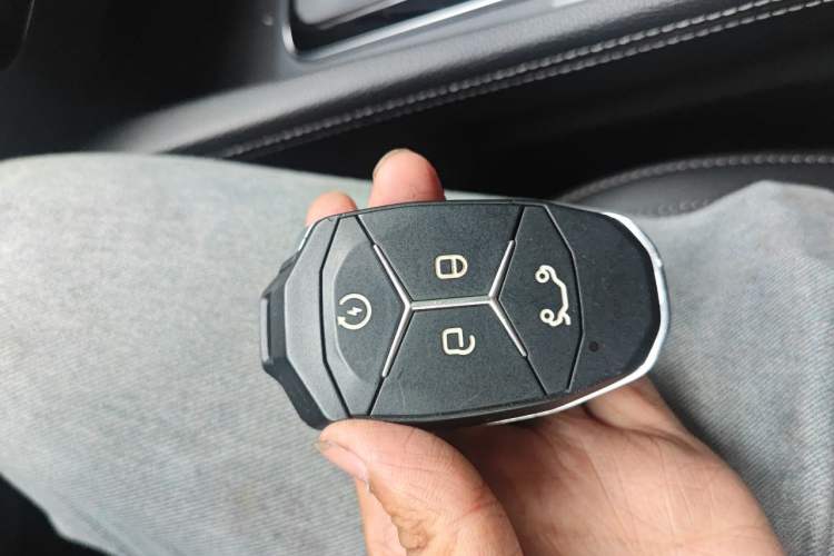 Used Lynk & Co 03 2021 2.0TD Automatic Trendy Champion Edition Interior 1