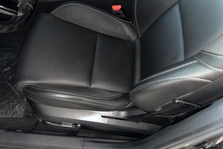 Used Lynk & Co 03 2021 1.5TD DCT JingPlus Interior 2