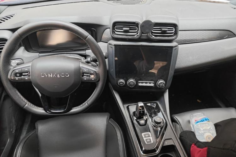 Used Lynk & Co 03 2021 1.5TD DCT JingPlus Interior 2