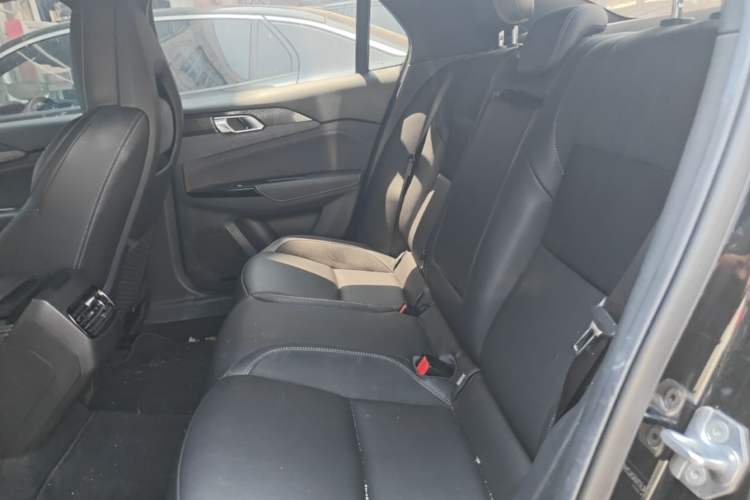 Used Lynk & Co 03 2021 1.5TD DCT JingPlus Interior 4