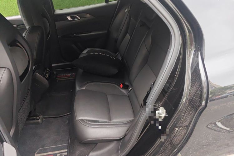 Used Lynk & Co 03 2021 2.0TD Automatic Trendy Champion Edition Interior 4