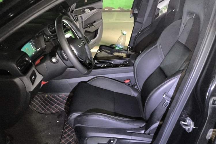 Used Lynk & Co 03 2021 1.5TD DCT JingPlus Left Front Seat