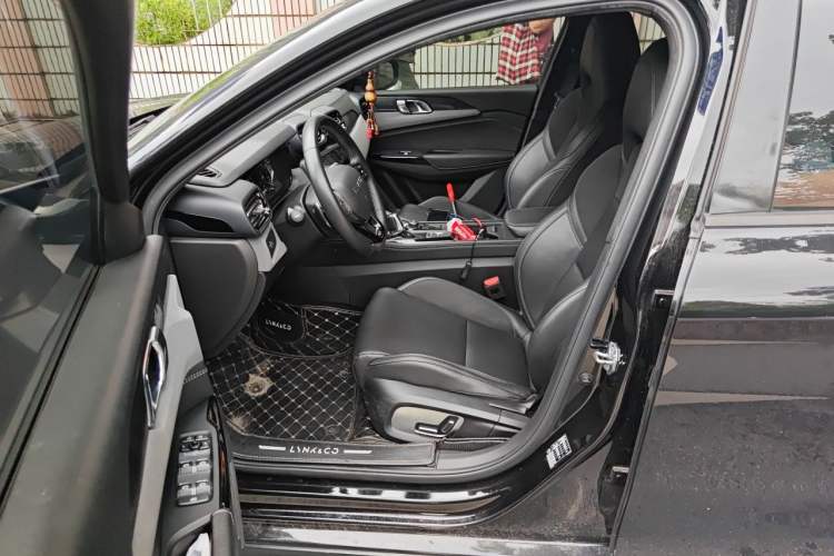 Used Lynk & Co 03 2021 1.5TD DCT JingPlus Left Front Seat