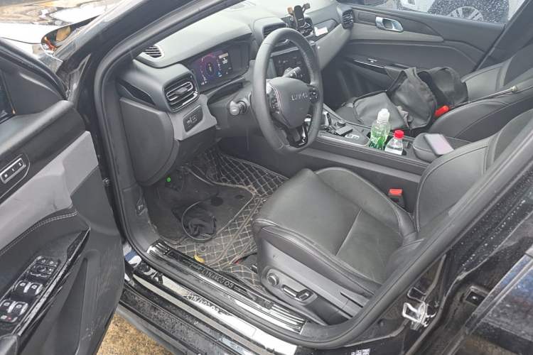 Used Lynk & Co 03 2021 2.0TD Automatic JingPro Left Front Seat
