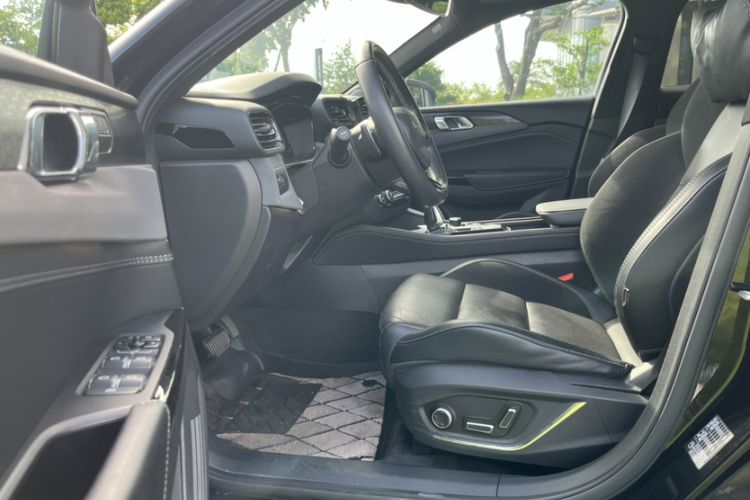 Used Lynk & Co 03 2021 1.5TD DCT JingPro Left Front Seat