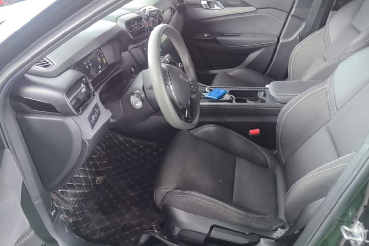 Used Lynk & Co 03 2021 1.5TD DCT JingPlus Left Front Seat