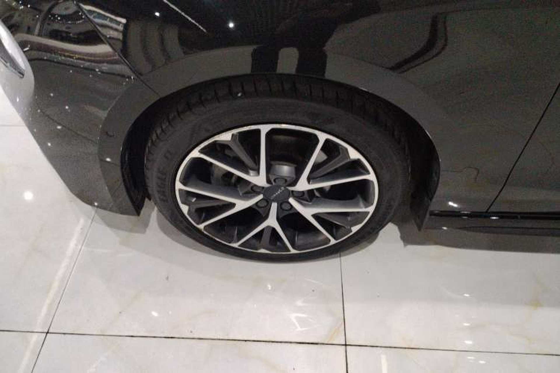 Used Lynk & Co 03 2021 2.0TD Automatic Trendy Champion Edition Left Front Wheel Hub