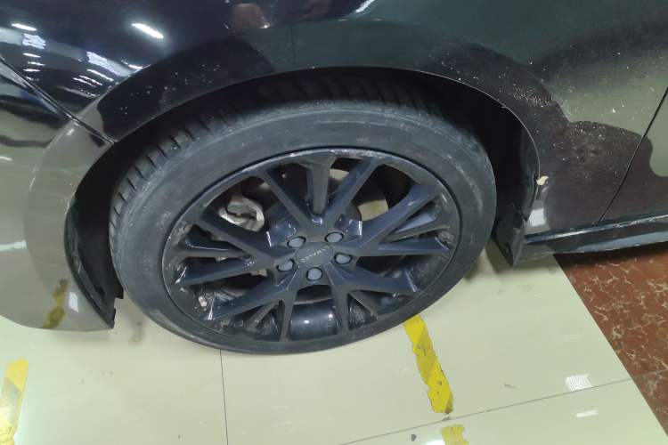 Used Lynk & Co 03 2021 1.5TD DCT Jing Champion Edition Left Front Wheel Hub