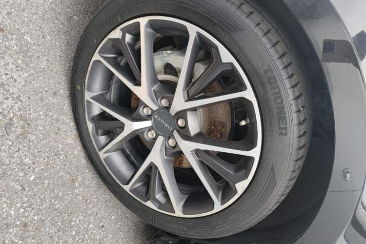 Used Lynk & Co 03 2021 1.5TD DCT Jing Champion Edition Left Front Wheel Hub