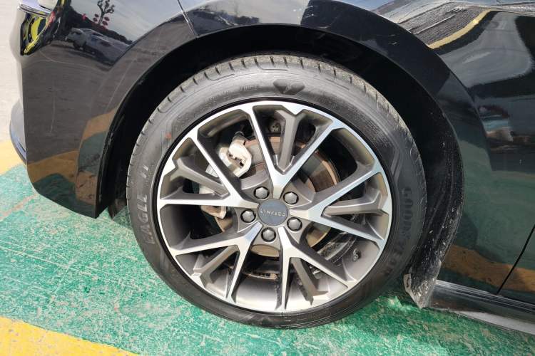 Used Lynk & Co 03 2021 1.5TD DCT Jing Champion Edition Left Front Wheel Hub
