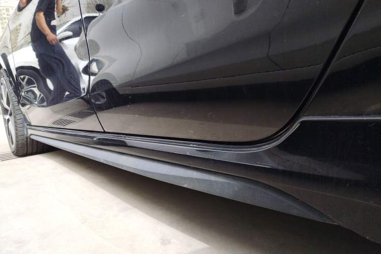 Used Lynk & Co 03 2021 2.0TD Automatic Trendy Champion Edition Left Side Sill